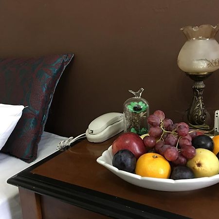 איסטמבול Esra Sultan Petrol Hotel מראה חיצוני תמונה