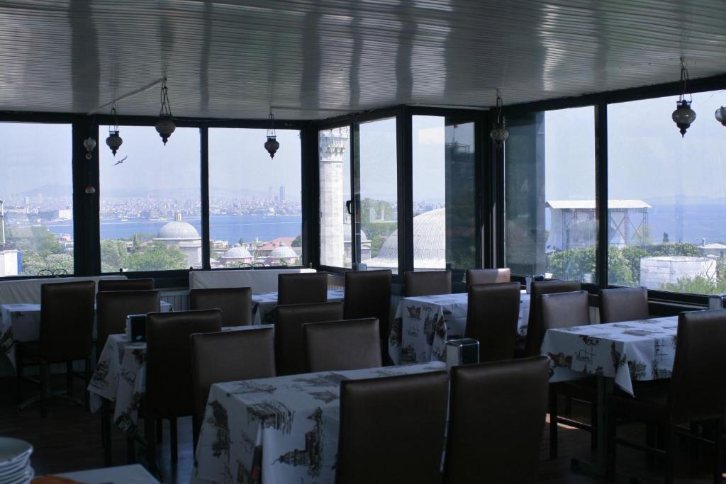 איסטמבול Esra Sultan Petrol Hotel מראה חיצוני תמונה