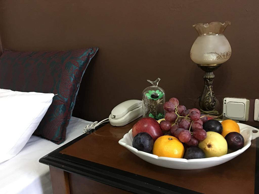 איסטמבול Esra Sultan Petrol Hotel מראה חיצוני תמונה
