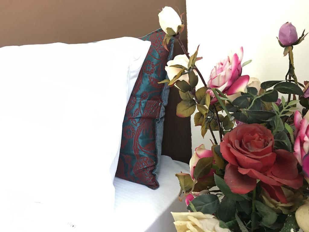 איסטמבול Esra Sultan Petrol Hotel מראה חיצוני תמונה