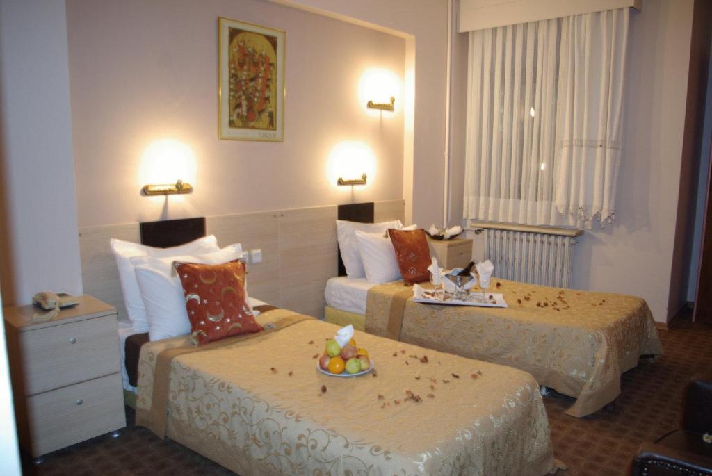 איסטמבול Esra Sultan Petrol Hotel מראה חיצוני תמונה