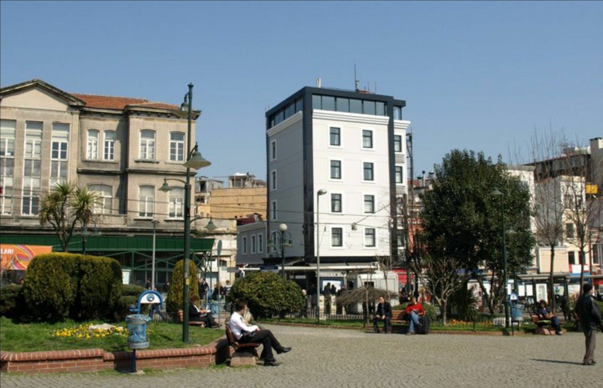 איסטמבול Esra Sultan Petrol Hotel מראה חיצוני תמונה